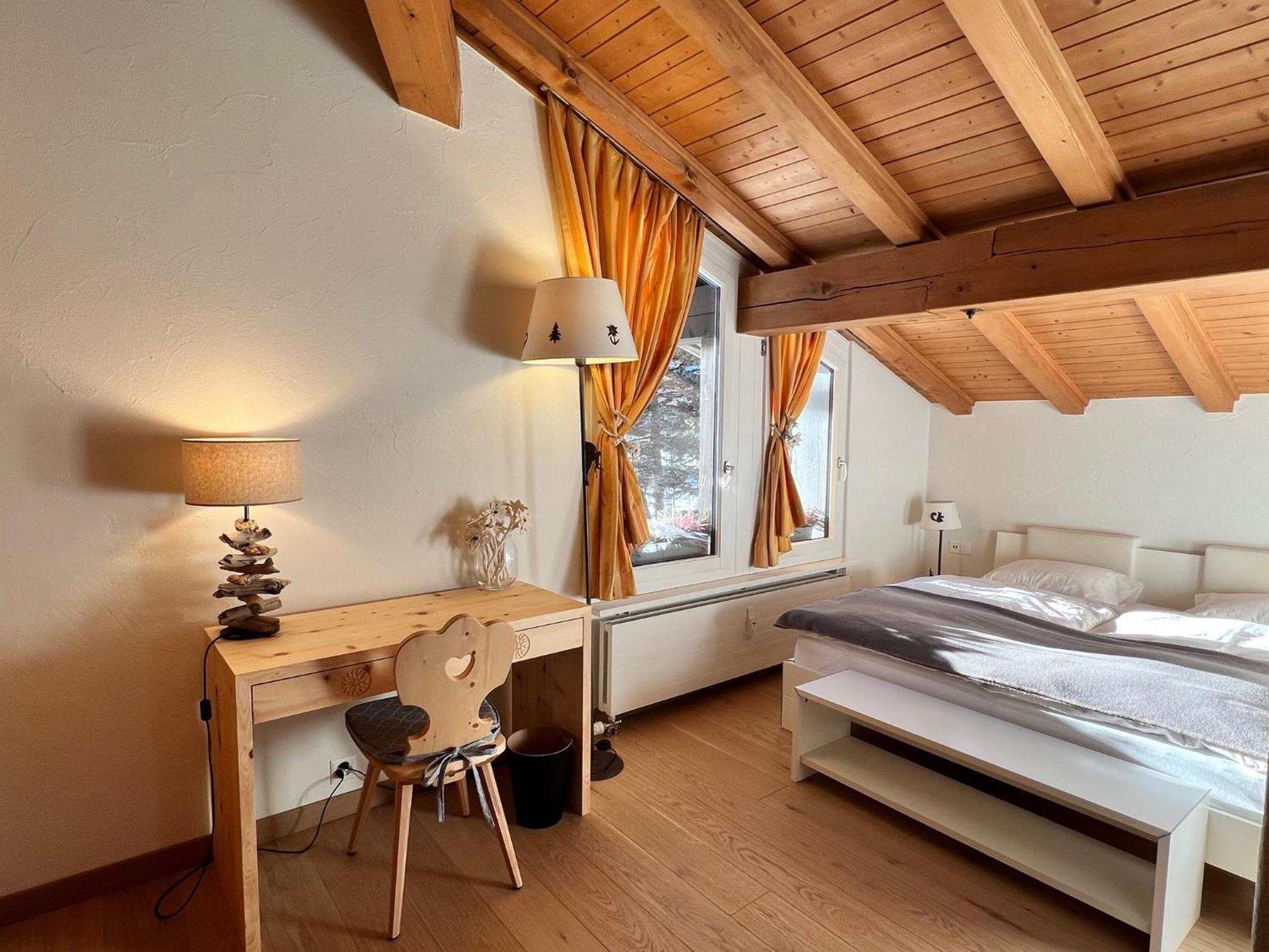 Chesa Suot Ovas Apartment Sils Maria Bilik gambar